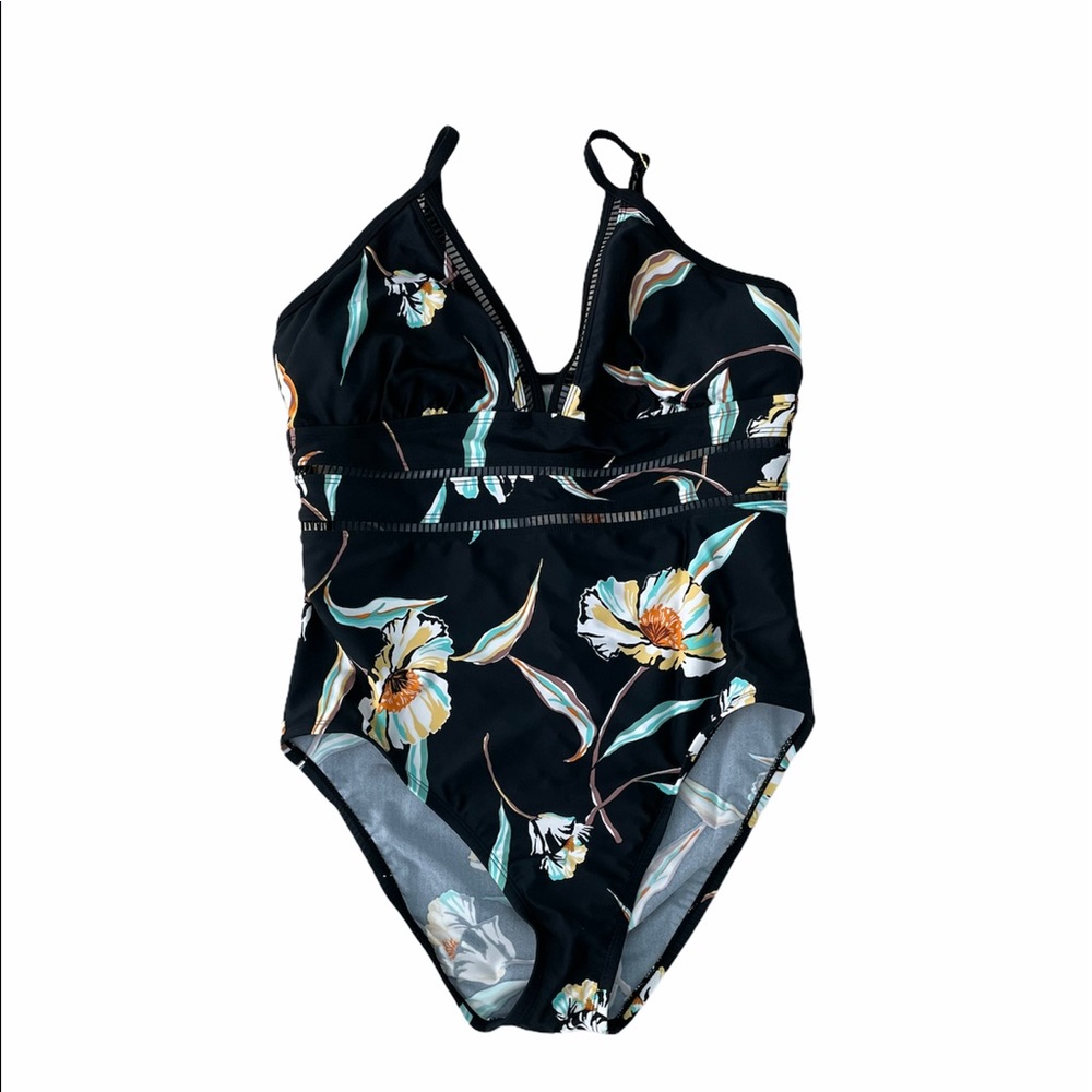 Kona Sol One Piece Cut-Out Swimsuit | Size Large